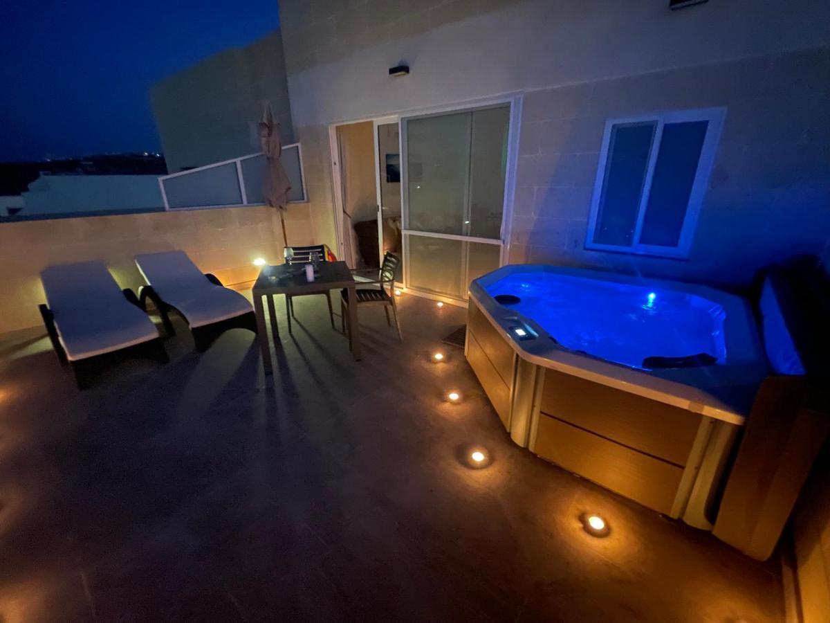 Cittadella View Penthouse With Jacuzzi *